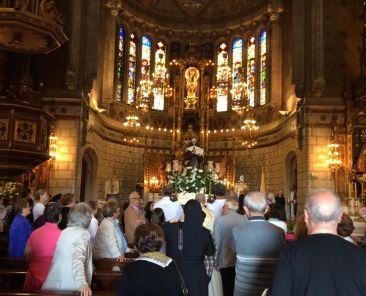 procesion-en-iglesia