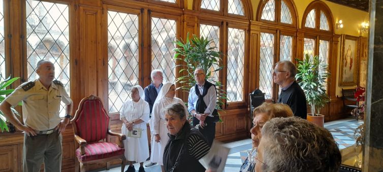 Group of Mothers of the Shrine and a small group of devotees of St. Joseph visit the former convent of the Mercedarian Sisters