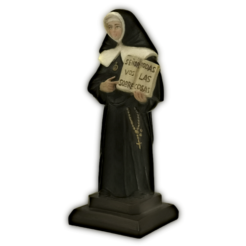 figura de madre petra sosteniendo un libro enel que se puede leer: vos sobre todas las cosas.